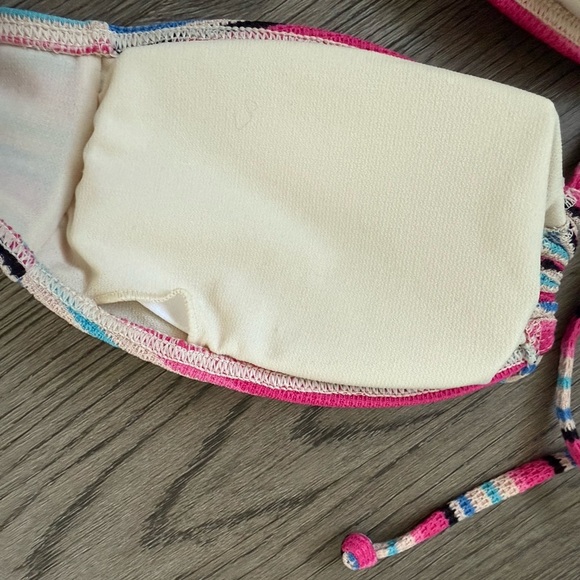 Roxy Paraiso Stripe Crochet Style Halter Neck Bandeau Bikini Top - Size S - NWT - Picture 10 of 10